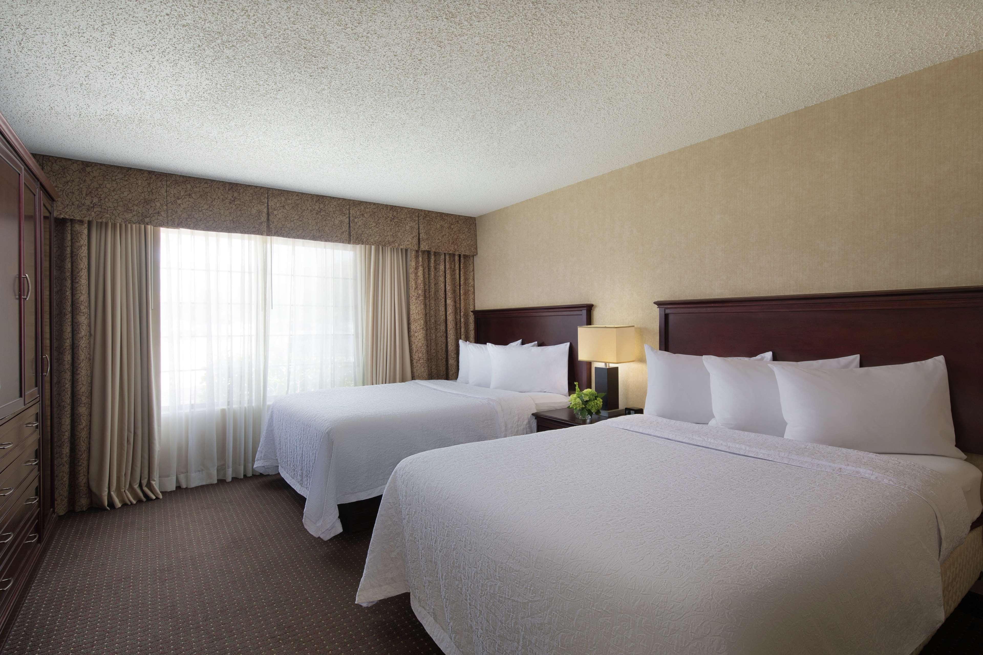 Embassy Suites Lubbock Eksteriør billede