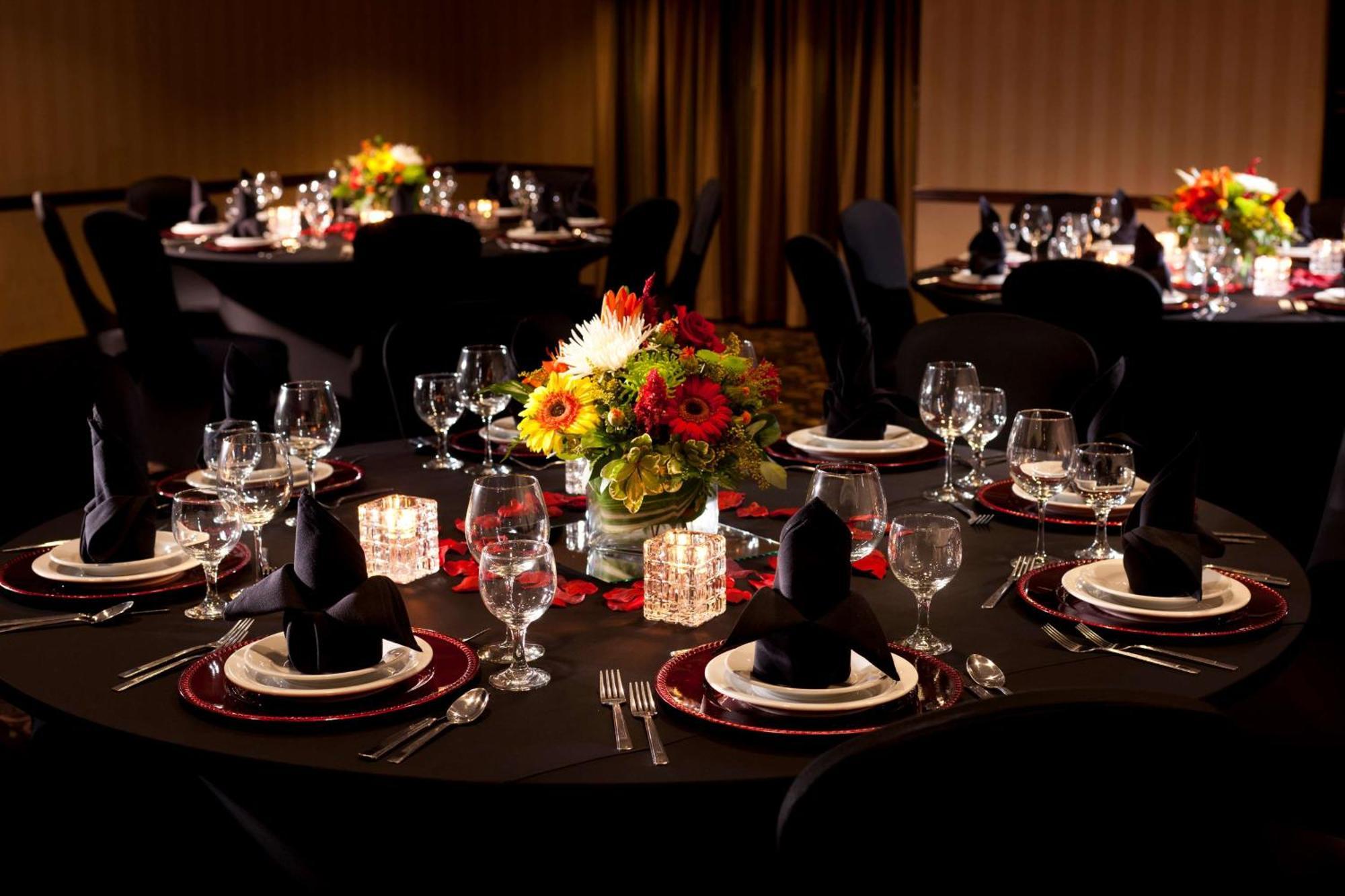 Embassy Suites Lubbock Eksteriør billede